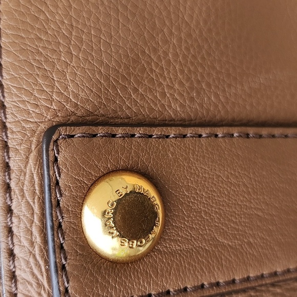 Marc by Marc Jacobs Too Hot to Handle Pebbled leather Saddle Bag in Tan Leather - Picture 9 of 16